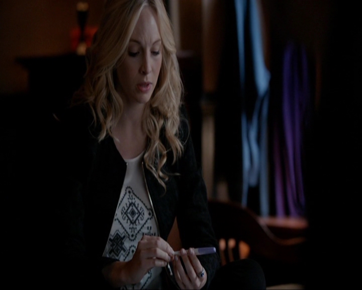 VampireDiariesWorld-dot-nl_7x07MommieDearest0111.jpg