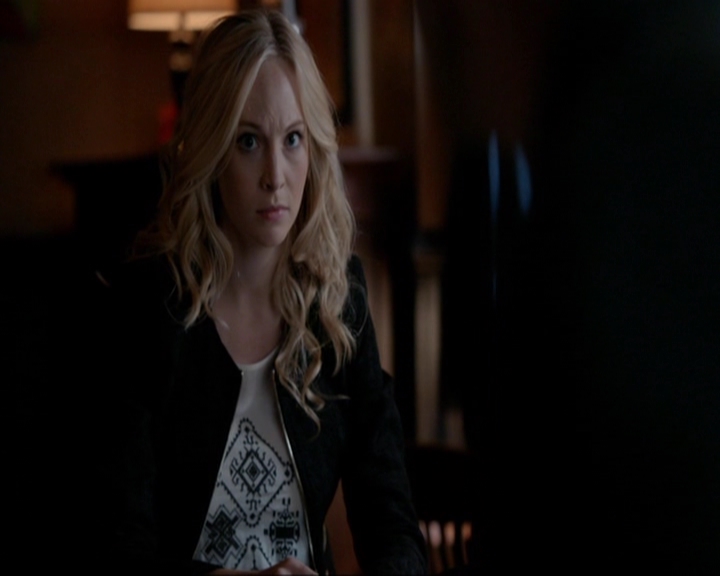 VampireDiariesWorld-dot-nl_7x07MommieDearest0116.jpg