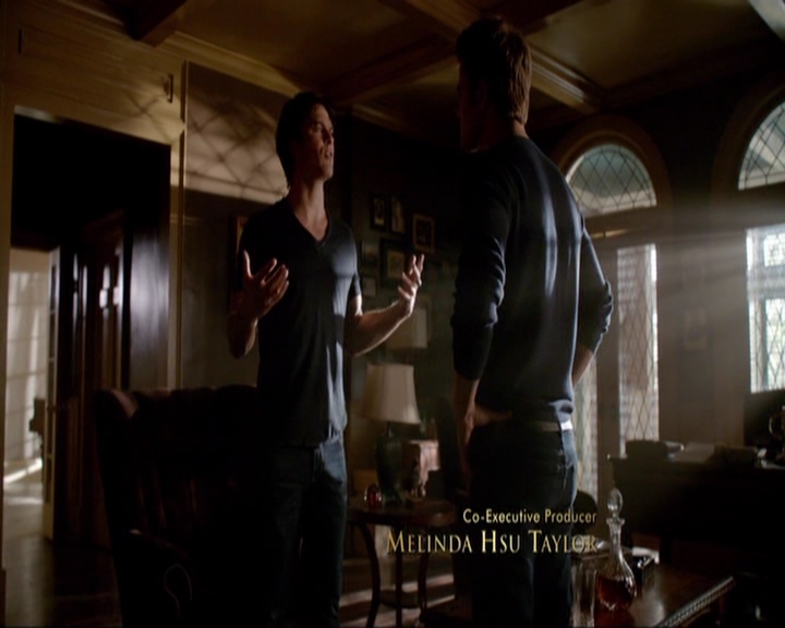 VampireDiariesWorld-dot-nl_7x07MommieDearest0146.jpg