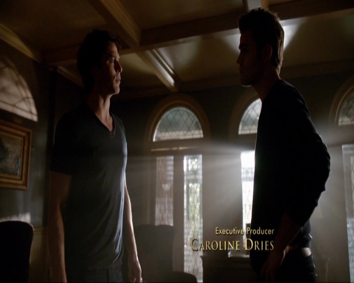 VampireDiariesWorld-dot-nl_7x07MommieDearest0157.jpg