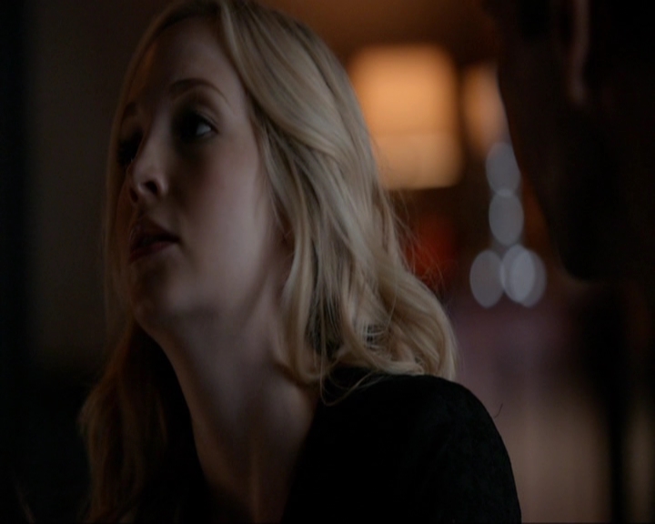 VampireDiariesWorld-dot-nl_7x07MommieDearest0198.jpg