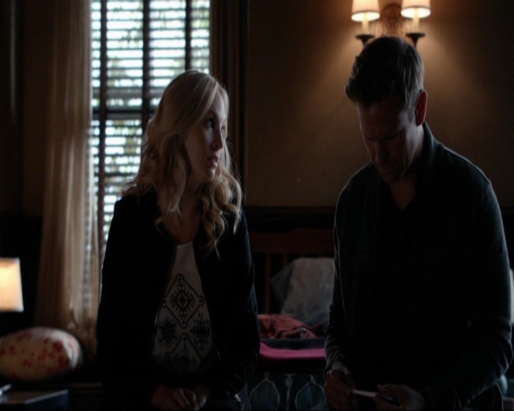 VampireDiariesWorld-dot-nl_7x07MommieDearest0204.jpg