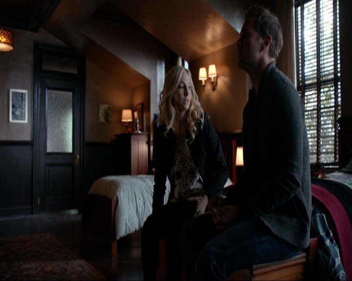 VampireDiariesWorld-dot-nl_7x07MommieDearest0208.jpg