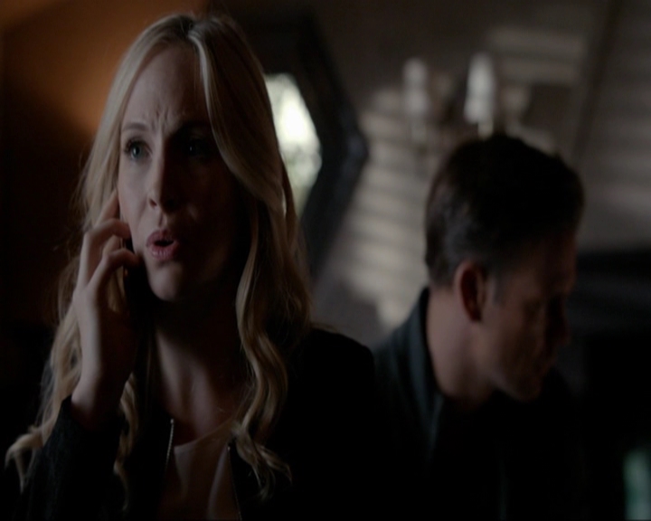 VampireDiariesWorld-dot-nl_7x07MommieDearest0232.jpg