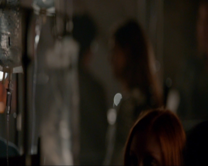 VampireDiariesWorld-dot-nl_7x07MommieDearest0246.jpg