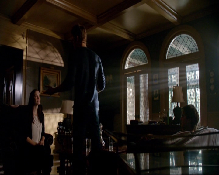 VampireDiariesWorld-dot-nl_7x07MommieDearest0260.jpg