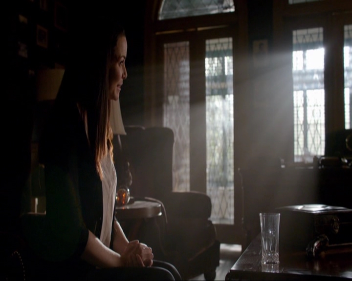 VampireDiariesWorld-dot-nl_7x07MommieDearest0266.jpg