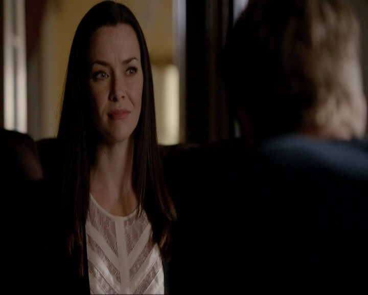 VampireDiariesWorld-dot-nl_7x07MommieDearest0275.jpg