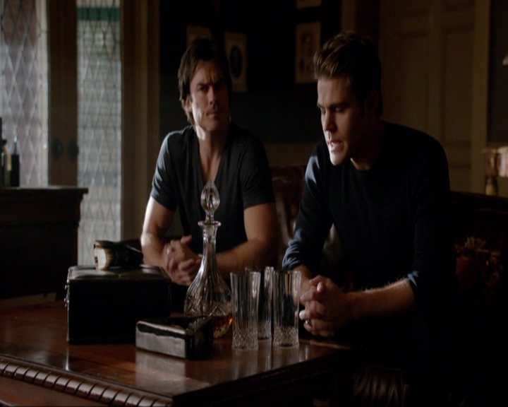 VampireDiariesWorld-dot-nl_7x07MommieDearest0287.jpg