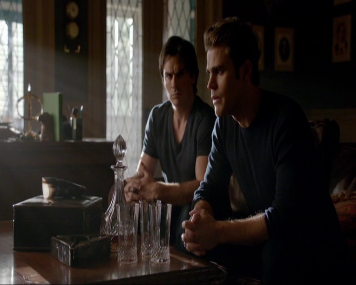 VampireDiariesWorld-dot-nl_7x07MommieDearest0294.jpg