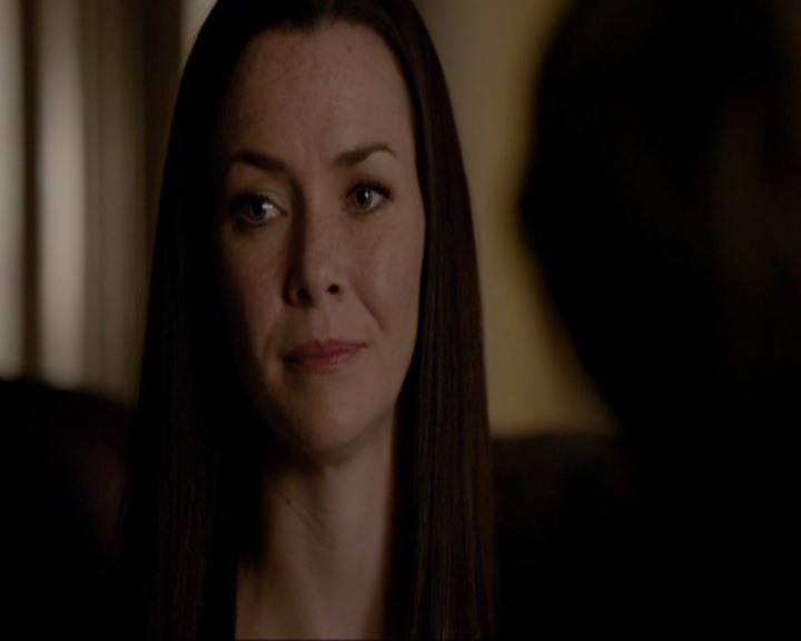 VampireDiariesWorld-dot-nl_7x07MommieDearest0312.jpg