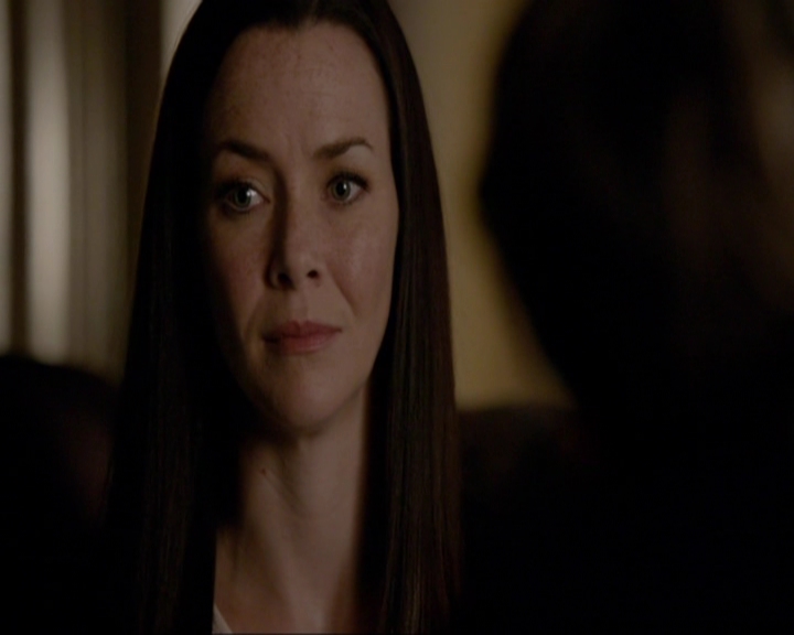 VampireDiariesWorld-dot-nl_7x07MommieDearest0316.jpg