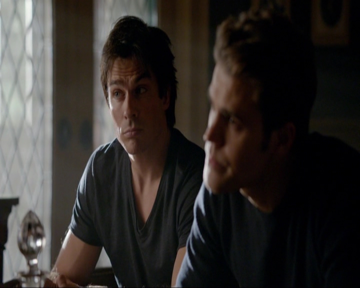 VampireDiariesWorld-dot-nl_7x07MommieDearest0320.jpg