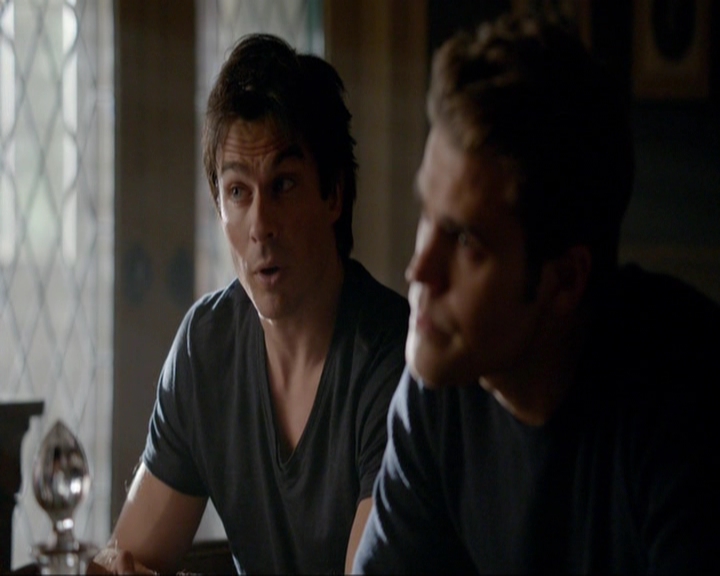 VampireDiariesWorld-dot-nl_7x07MommieDearest0321.jpg