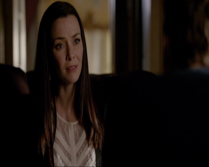 VampireDiariesWorld-dot-nl_7x07MommieDearest0336.jpg