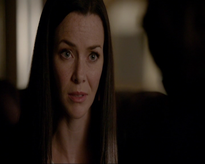 VampireDiariesWorld-dot-nl_7x07MommieDearest0340.jpg