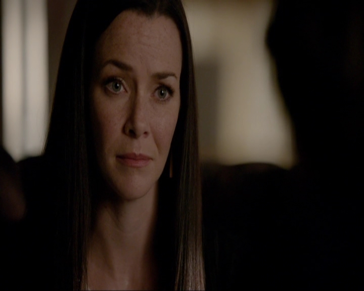 VampireDiariesWorld-dot-nl_7x07MommieDearest0342.jpg