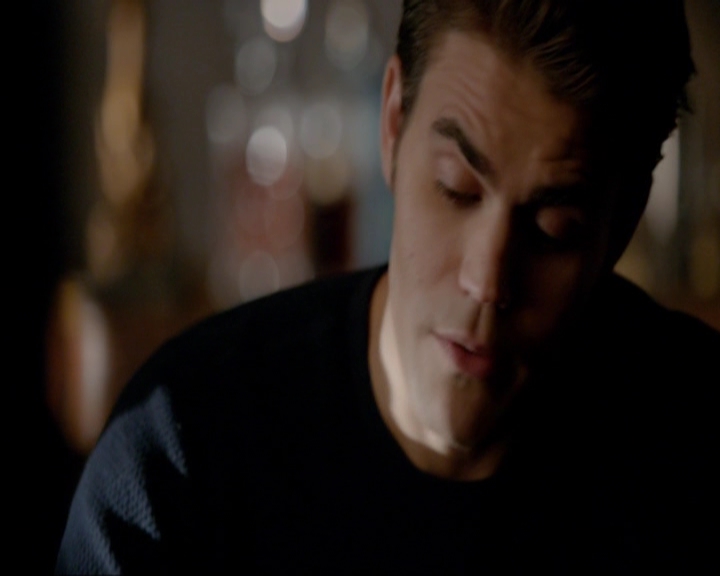 VampireDiariesWorld-dot-nl_7x07MommieDearest0350.jpg