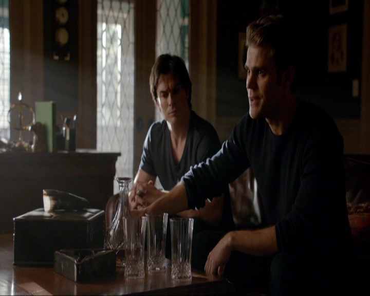 VampireDiariesWorld-dot-nl_7x07MommieDearest0352.jpg