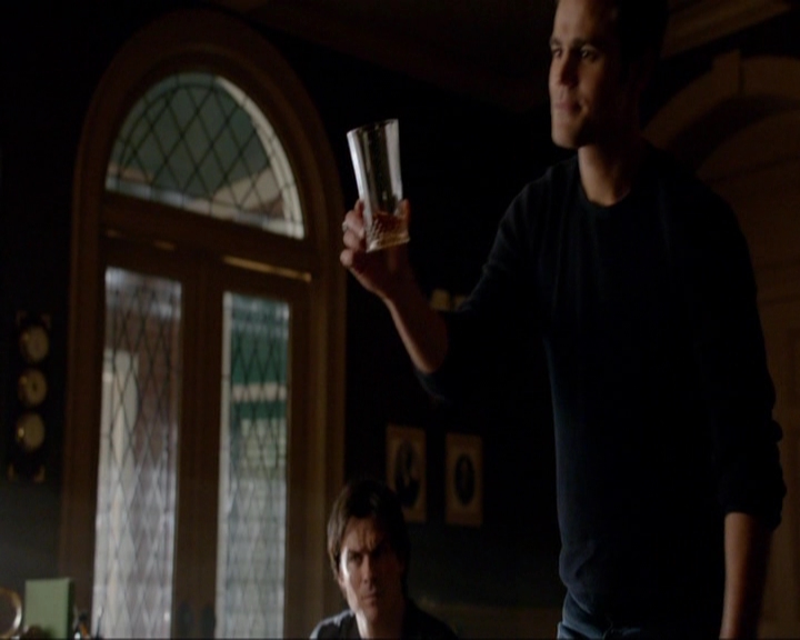 VampireDiariesWorld-dot-nl_7x07MommieDearest0365.jpg