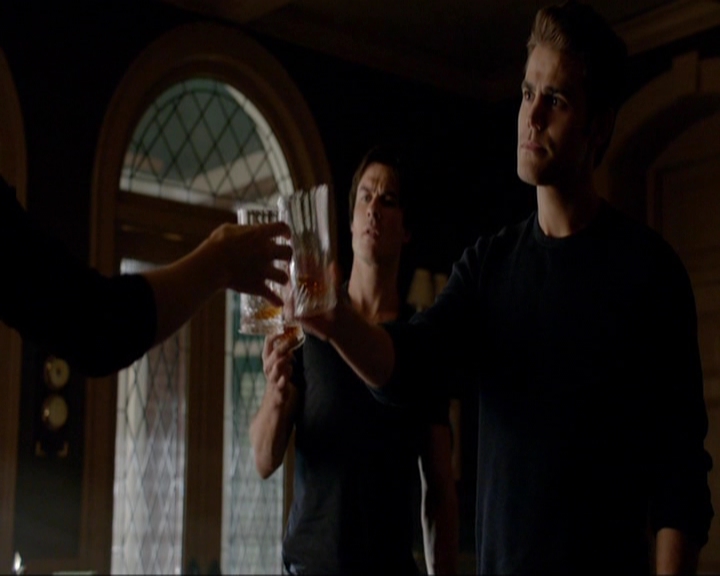 VampireDiariesWorld-dot-nl_7x07MommieDearest0371.jpg