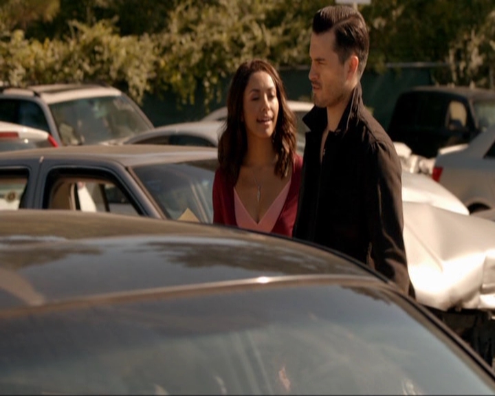 VampireDiariesWorld-dot-nl_7x07MommieDearest0432.jpg