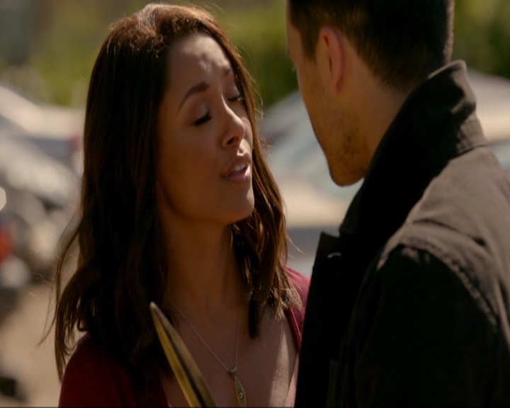 VampireDiariesWorld-dot-nl_7x07MommieDearest0475.jpg