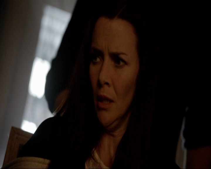 VampireDiariesWorld-dot-nl_7x07MommieDearest0499.jpg