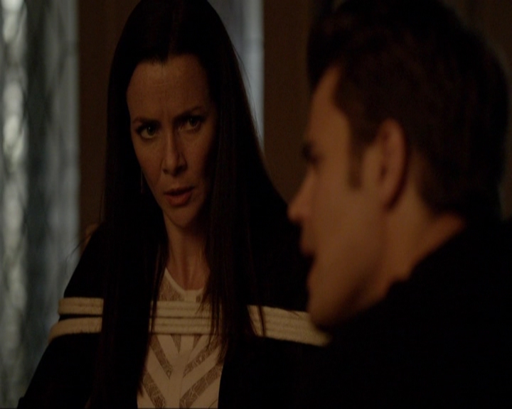 VampireDiariesWorld-dot-nl_7x07MommieDearest0524.jpg