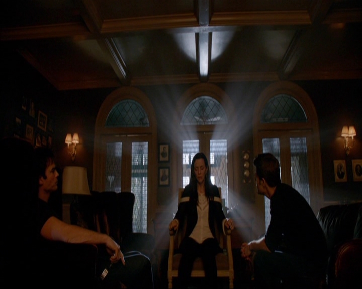 VampireDiariesWorld-dot-nl_7x07MommieDearest0536.jpg