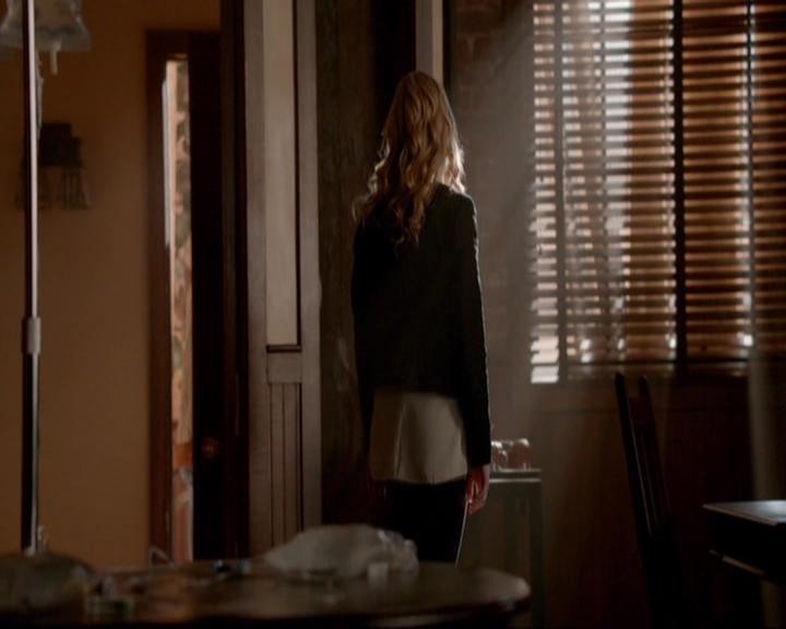 VampireDiariesWorld-dot-nl_7x07MommieDearest1188.jpg