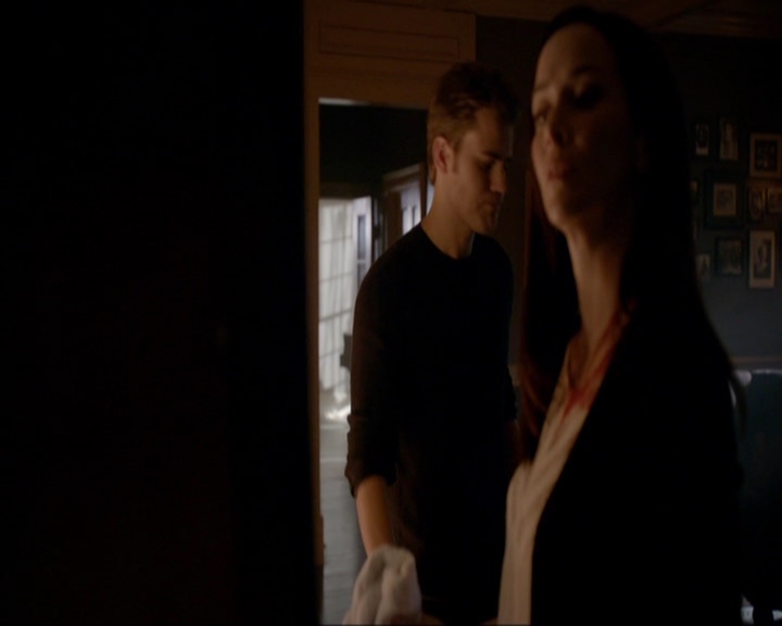 VampireDiariesWorld-dot-nl_7x07MommieDearest1293.jpg