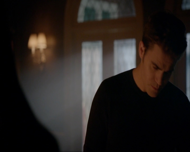 VampireDiariesWorld-dot-nl_7x07MommieDearest1298.jpg