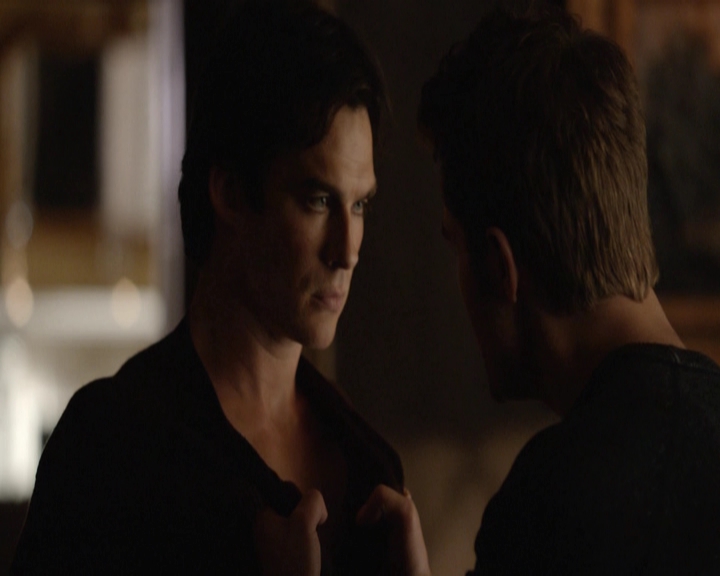 VampireDiariesWorld-dot-nl_7x08HoldMeThrillMeKissMeKillMe-deletedscenes0048.jpg