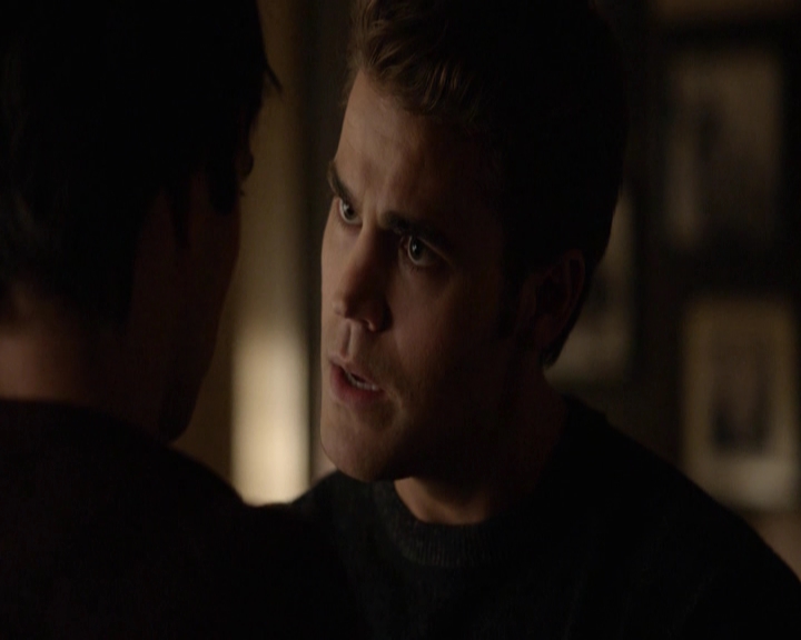 VampireDiariesWorld-dot-nl_7x08HoldMeThrillMeKissMeKillMe-deletedscenes0053.jpg