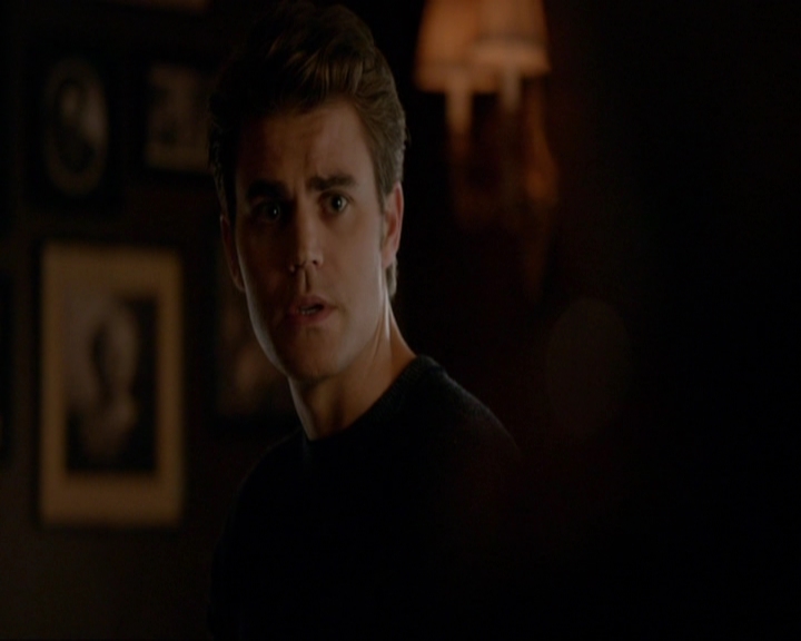 VampireDiariesWorld-dot-nl_7x08HoldMeThrillMeKissMeKillMe0092.jpg