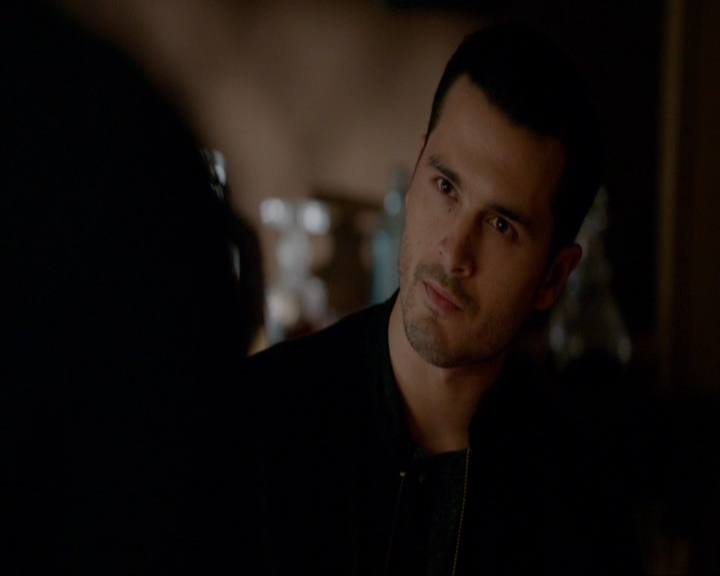 VampireDiariesWorld-dot-nl_7x08HoldMeThrillMeKissMeKillMe0137.jpg