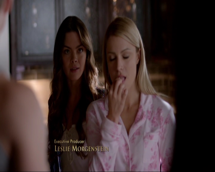 VampireDiariesWorld-dot-nl_7x08HoldMeThrillMeKissMeKillMe0161.jpg