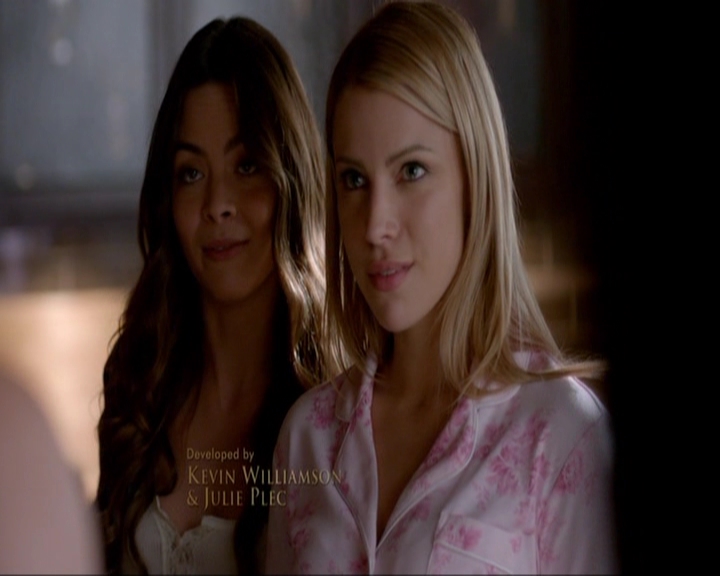 VampireDiariesWorld-dot-nl_7x08HoldMeThrillMeKissMeKillMe0173.jpg