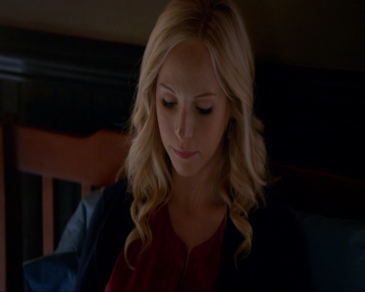 VampireDiariesWorld-dot-nl_7x08HoldMeThrillMeKissMeKillMe0216.jpg