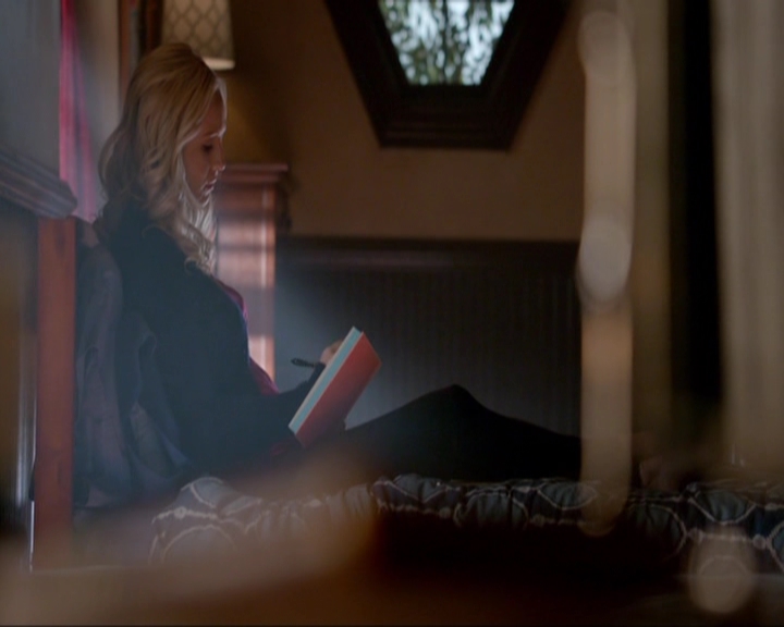 VampireDiariesWorld-dot-nl_7x08HoldMeThrillMeKissMeKillMe0220.jpg