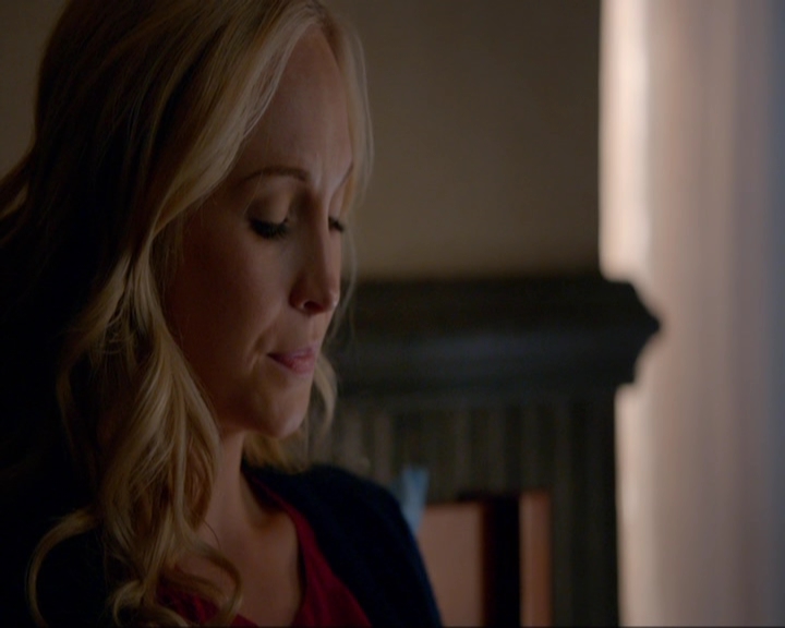 VampireDiariesWorld-dot-nl_7x08HoldMeThrillMeKissMeKillMe0222.jpg