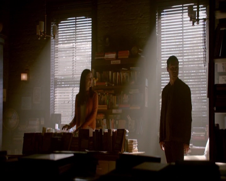 VampireDiariesWorld-dot-nl_7x08HoldMeThrillMeKissMeKillMe0270.jpg