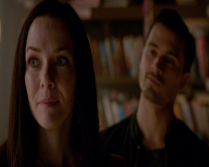 VampireDiariesWorld-dot-nl_7x08HoldMeThrillMeKissMeKillMe0282.jpg