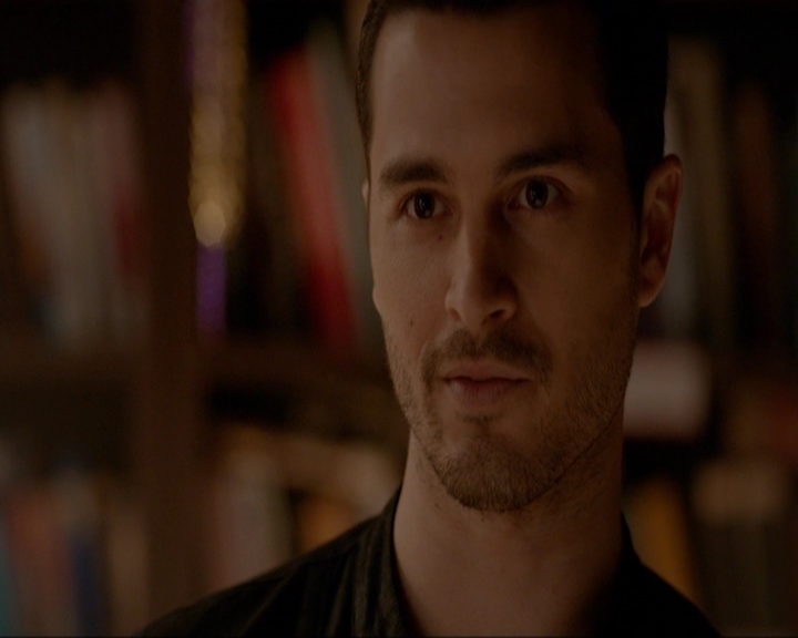 VampireDiariesWorld-dot-nl_7x08HoldMeThrillMeKissMeKillMe0309.jpg