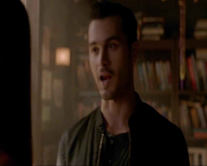 VampireDiariesWorld-dot-nl_7x08HoldMeThrillMeKissMeKillMe0321.jpg