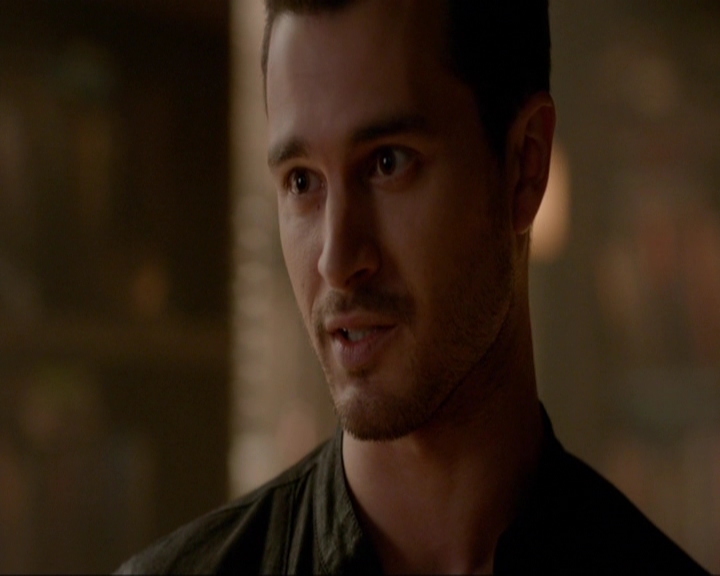 VampireDiariesWorld-dot-nl_7x08HoldMeThrillMeKissMeKillMe0342.jpg