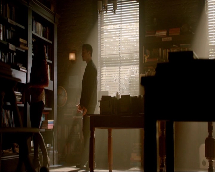 VampireDiariesWorld-dot-nl_7x08HoldMeThrillMeKissMeKillMe0346.jpg