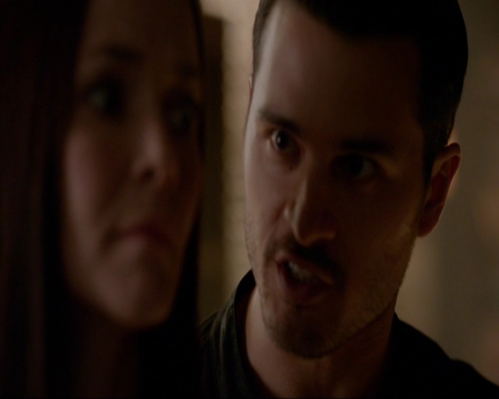 VampireDiariesWorld-dot-nl_7x08HoldMeThrillMeKissMeKillMe0350.jpg