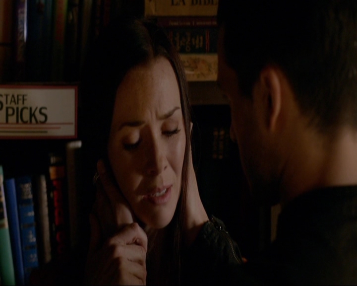 VampireDiariesWorld-dot-nl_7x08HoldMeThrillMeKissMeKillMe0370.jpg